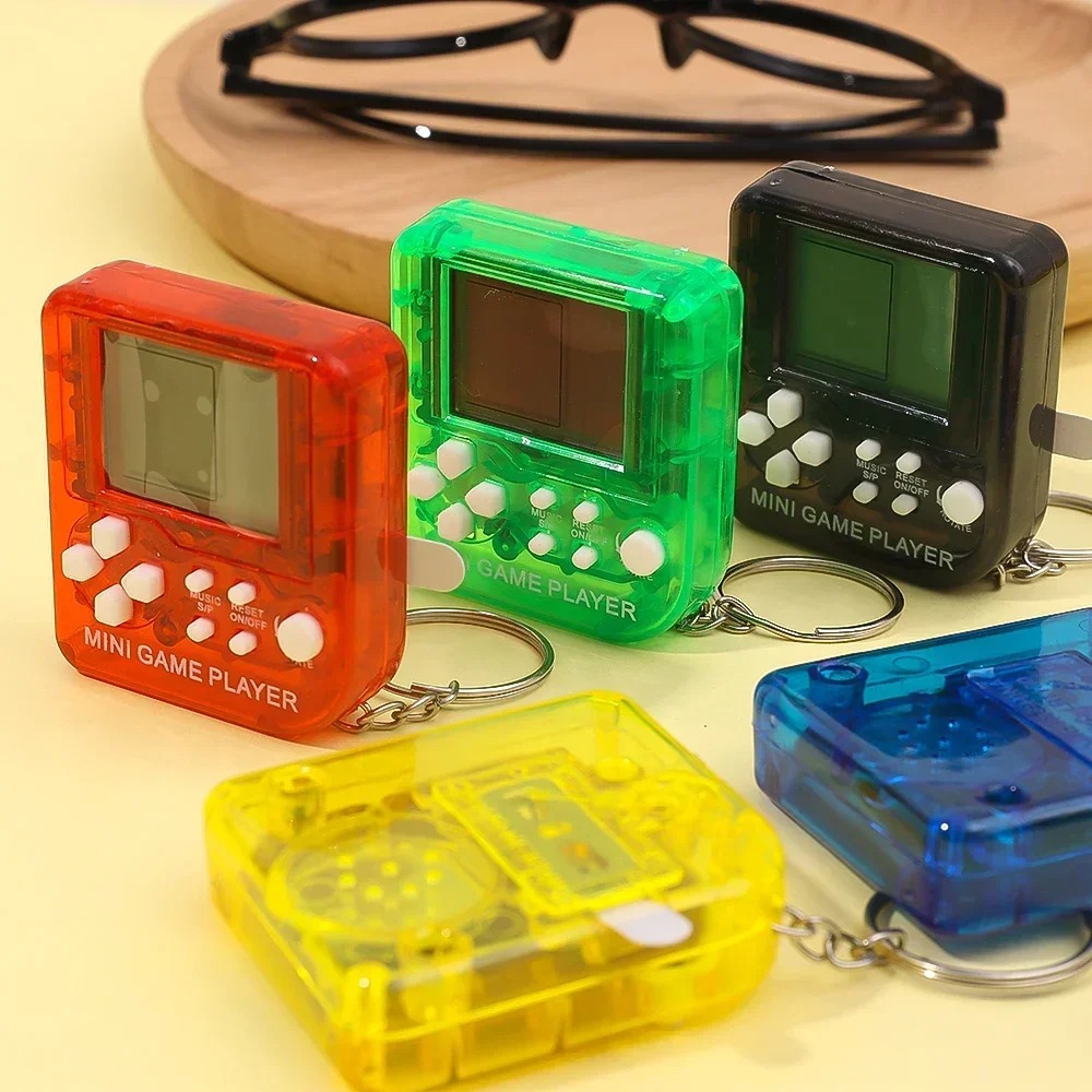 เครื่องเล่นเกมพกพาขนาดเล็กแบบค - Gaming Console Keychain บทวิจารณ์และราคา